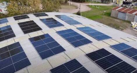 Sistema de 199 paneles solares y 2 inversores trifásicos en Esteban Echeverría